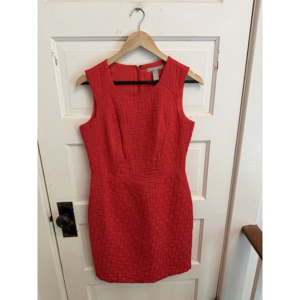 Banana Republic Women's Red‎ Sleeveless Textured Sheath Dress Career Size 6 $109